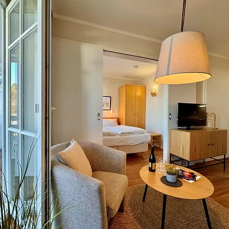 Lejlighed Stilvolle Mit Balkon In *