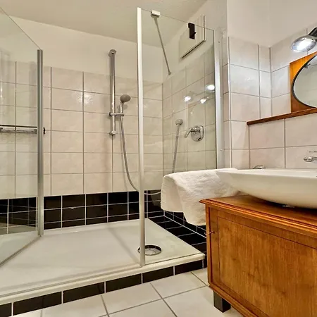 Appartamento Stilvolle Mit Balkon In *